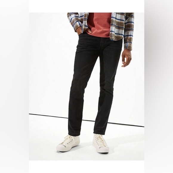 American Eagle Outfitters Other - American Eagle Men’s‎ Slim Straight Black Jeans Size 30X32